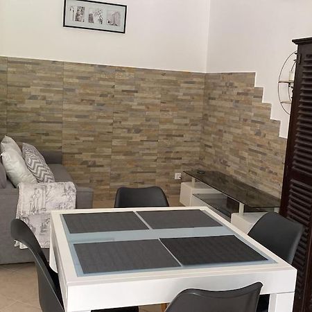 Villa Serenice - F2 Au Calme, Climatise, Wifi Et Parking Gratuit Eksteriør billede